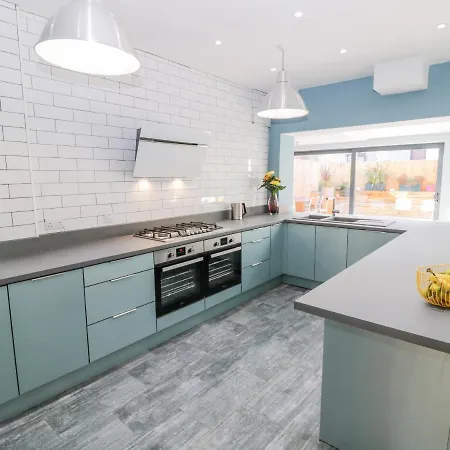 Sleeps 20 * Whitby