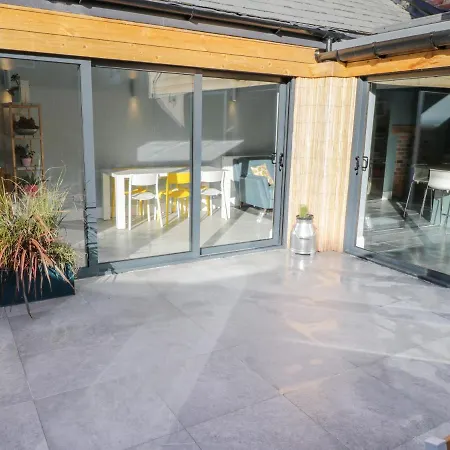 Ferienhaus Sleeps 20 Whitby