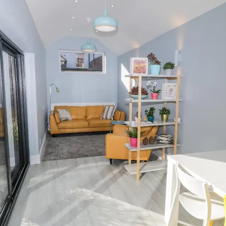 Sleeps 20 Whitby
