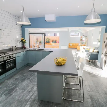 Sleeps 20 Ferienhaus Whitby