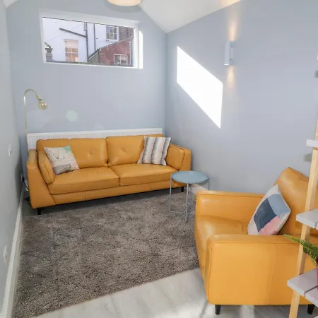 Sleeps 20