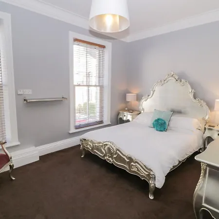 Ferienhaus Sleeps 20